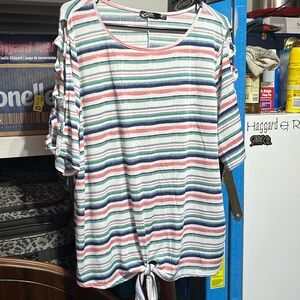 Brand new super cute top